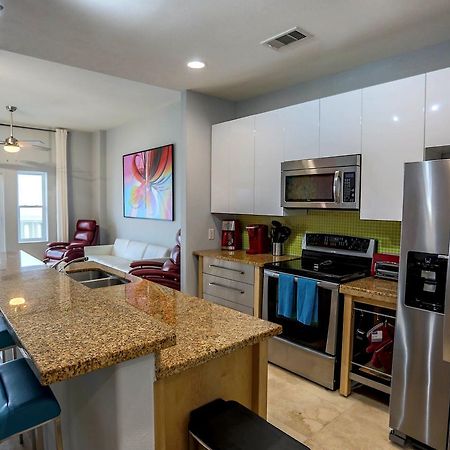 Luxury Oceanfront Condo In Ocean Grove Galveston Exterior foto